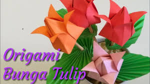 Sehingga katak tersebut bisa melompat saat kamu menekan bagian belakangnya. Cara Membuat Origami Bunga Tulip Youtube Tulip Origami Paper Flowers Bunga Tulip
