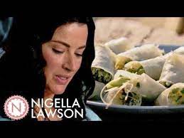 Nigella S Vietnamese Rice Paper Rolls Forever Summer With Nigella Youtube Rice Paper Rolls Vietnamese Rice Vietnamese Rice Paper Rolls