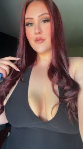 Hey yall I'm Sid im 18 yrs single chill person I love music from TN but  stay in Ohio 420 friendly let's inspire each other and get to know me 😌🤎 