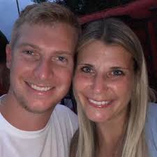 Casey Weddle's Instagram, Twitter & Facebook