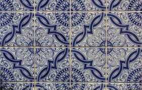 They were painted by hand one by one in the now disappeared tile factories of the region. Portugal Porto Fliesen Kostenloses Foto Auf Pixabay