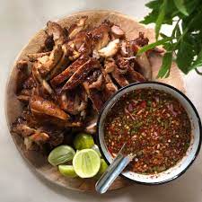Ambil rempah sapu pada ayam dan perap dalam 1 jam atau lebih. Ayam Bakar Meraung Makan Dengan Sos Pencicah Pedas Memang Sedap Sesuai Untuk Yang Diet Juga Vanilla Kismis
