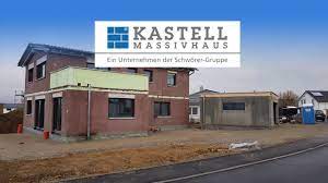 Set on the beachfront, this property has a garden. Kastell Massivhaus Massivhaus Bauen Und Frei Planen