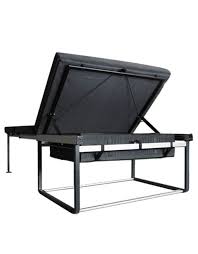 Mit bettschublade, die mit der passenden matratze zum gästebett wird. Fred Bettsystem Kastenwagen Qubiq Camping Module