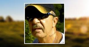 Lindsey Wicker's Instagram, Twitter & Facebook