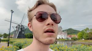 Dutch Guy Visits Dutch 🇳🇱 Theme park in Japan 🇯🇵