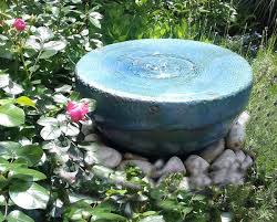 Halbkugel Als Wasserbrunnen Fur Den Garten Topferei Bosl Wasser Im Garten Garten Design Brunnen Garten