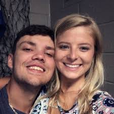 Leah Duke's Instagram, Twitter & Facebook