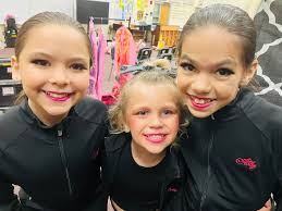 Silverton Foxes dancers win first place