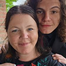 Calli Thomas (@kaleeswag) • Instagram photos and videos