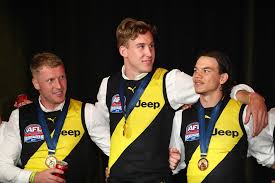 Rioli olan soyadı birçok önemli ait avustralya futbolu oyuncular tiwi adaları içinde kuzey bölgesi. Two Premiership Teams One Huge Party Tigers Let Their Hair Down