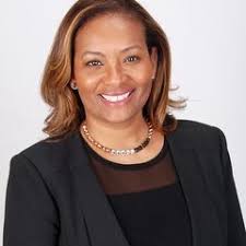 Lisa Bush's Instagram, Twitter & Facebook