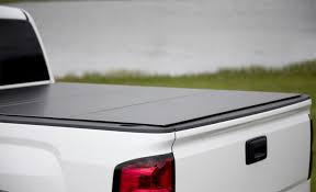 Take advantage of our extensive image galleries, videos, and staff of truck experts. Lomax B1020049 Hard Tri Fold Tonneau Cover Chevy Gmc Colorado Canyon 6 Long Bed 2015 Custom Offsets