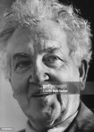 11 Photos & High Res Pictures