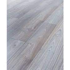 Kronospan Rushmore Chestnut Laminate Flooring Wickes Co Uk Laminate Flooring Oak Laminate Flooring Oak Laminate