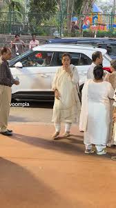 Poonam Sinha and Mumtaz arrives at Kuku Kohli's prayer meet🙏