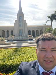 Sharing Temple Experiences and Family History in Brandon Florida