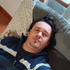 Di padre in figlia ♥️ David da lezioni di chitarra alla figlia Romany  Gilmour