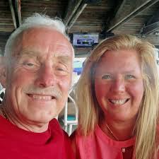 What size pool is best for a 10 or 11 foot wide installation?