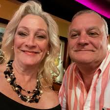 Why doesn't Rory's volunteer work in Stars Hollow count towards college  applications?