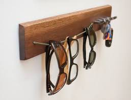 Simple Solid Wood Walnut Sunglass Hanger Sunglass Rack Metal Key Hanger Key Rack Handmade Home Decor Wall Decor Wall Organizer Presentoir Lunettes Bois Lunette Bois