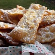 Bugnes Croustillantes Pour Mardi Gras Patisserie News Bugnes Recette Bugnes Croustillantes Recette Nems