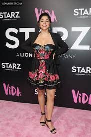 NOEMI GONZALEZ Feet - AZNudeFeet