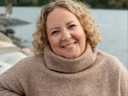 Det er uvirkelig å se boka mi komme til live på skjermen