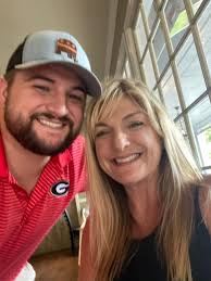 The Power of Setting an Example: Lessons from a (former) Single Mom