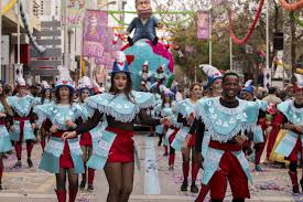 In der eigenen kinderzeit regte sich zu nahender faschingszeit immer ein schönes gefühl der vorfreude. Karneval In Portugal 2021 Portugal 360