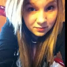 Kerri Bowman's Instagram, Twitter & Facebook