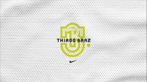 Por ser mulher de 58 anos e ter diabetes, tomei hoje a primeira. Https Www Behance Net Gallery 81665075 Thiago Braz Nike Tracking Source Search Nike Graphic Design Branding Branding Design Logo Branding