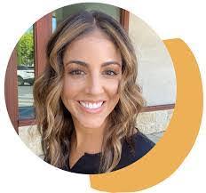 Keri Chamberlain's Instagram, Twitter & Facebook