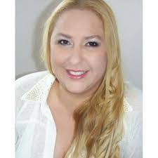 Cris Chacon's Instagram, Twitter & Facebook