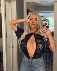 Former UFC octagon girl Lindsey Pelas at war with Instagram over female  nudity censorship after sexy posts are removed | The US Sun