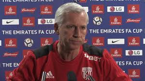 Evans, who was west brom's captain, had a clause in his contract which the foxes have triggered after the baggies' relegation to the championship. Jonny Evans To Reclaim Captain S Arm Band For West Brom Against Huddersfield After Barcelona Taxi Theft Apology Mirror Online