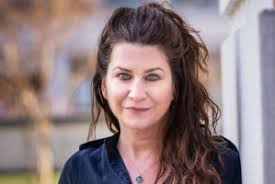 Theater news, reviews, photos, video and more