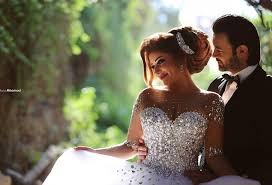 Check spelling or type a new query. Erstaunliche Atemberaubende Viele Swarovski Kristalle Perlen Steine Luxus Hochzeit Kleid 2015 Hervorragende Ballkleid Tull Brautkleid Tulle Bridal Dresses Bridal Dressluxury Wedding Dresses Aliexpress