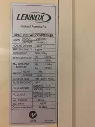 When to get a technician for lennox a/c. Lennox Air Conditioner Keeps Turning Off And Flashing A Yellow Light It Won T Turn Back On With The Remote I Have To Turn The Power Supply Off On For It To Reset The
