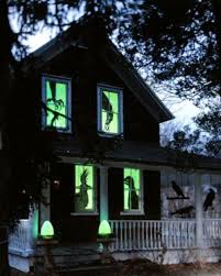Halloween Aussendekoration 20 Gruselige Dekoideen Fur Ihr Fest Halloween Silhouetten Spukhaus Gruseliges Halloween