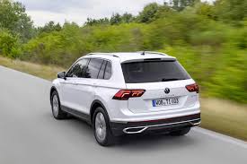 Maybe you would like to learn more about one of these? Vw Tiguan Als Doppelherz Ohne Allrad Aber Mit 50 Elektrischen Kilometern Elektroauto News Net
