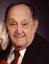 Darrius Curtis's Instagram, Twitter & Facebook