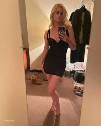 Abigail Hawk Topless and Sexy Photo Collection - Fappenist