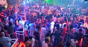 Sensation Dubai Is One Of The Most Famous And Award Winning Nightclubs In Dubai Visit Https Clubbookers Com Dubai Clubs Sensation Sensation Dubai Club