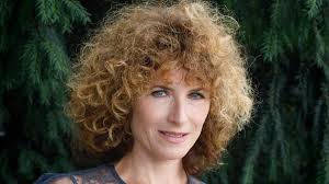 Elsa Lunghini sans filtre sur son "son coup de foudre" pour Bixente Lizarazu  - Voici.fr