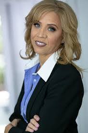 Vicki Liston's Instagram, Twitter & Facebook