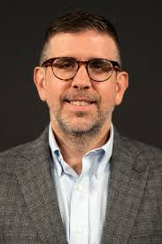 Steve Thibault, Board of Directors candidate (incumbent) Steve Thibault  began flying at the age of 15. He attended the University of North Dakota,  which is where he first began his flight instructing