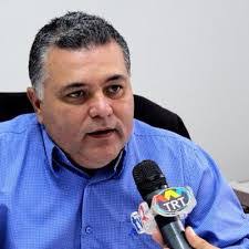 Alexis Vivas's Instagram, Twitter & Facebook