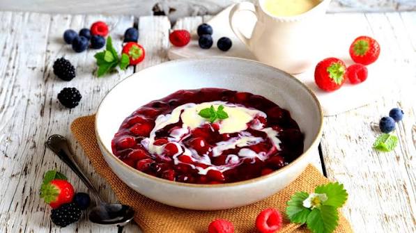 Red Berry Pudding