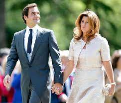 He can fluently speak english, french, swiss german, and standard german. Who Is Roger Federer S Wife Meet Mirka Federer Tennis Sport Express Co Uk